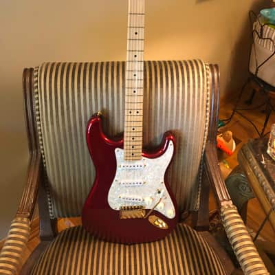 Fender Stratocaster 2012 - Candy Apple Red image 1