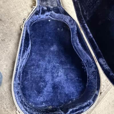 Vintage Martin Hard Shell case image 6