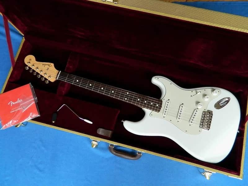 Fender MIJ Traditional II '60s Stratocaster | Reverb