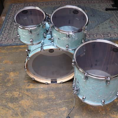 Tama 4pc Starclassic Birch/Walnut Drum Kit Shell Pack Ice Blue Pearl image 11