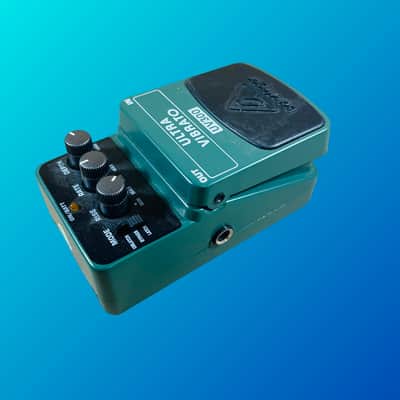 Behringer UV300 Ultra Vibrato Pedal image 2