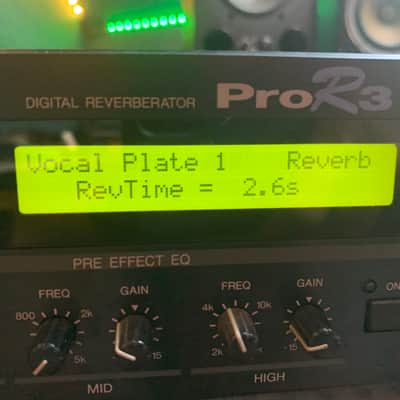 Yamaha Pro R3 Digital Reverberator 1995 - Black image 2