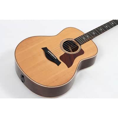 Taylor GT 811e Grand Theater Acoustic-Electric Guitar Regular Natural image 3