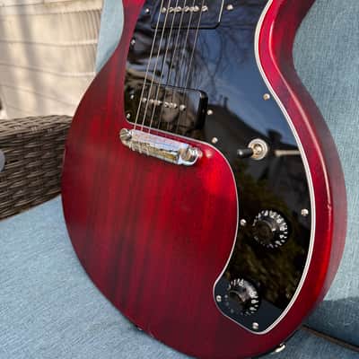 Gibson Les Paul Special Tribute DC 2019 - 2020 - Worn Cherry image 3