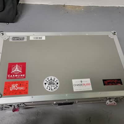 Pedaltrain 3 Board with Voodoo labs Mondo, gigbag, and flight case image 3