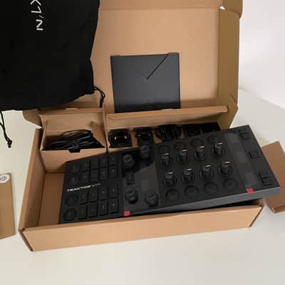 Native Instruments Traktor X1 MK3 - Portable USB DJ Controller (Brand New) image 3