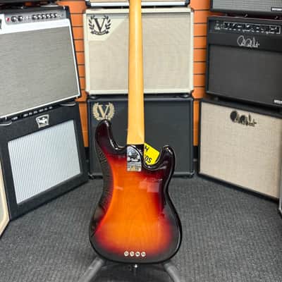 Fender Basse électrique gauchère "American Professional II Precision Bass" Sunburst - Open Box image 2