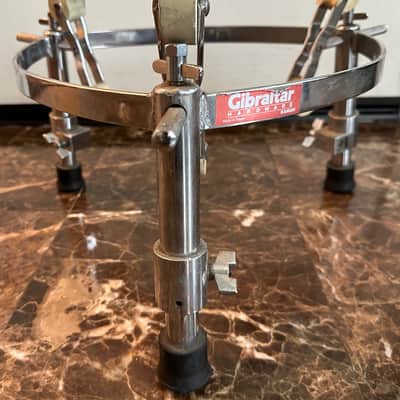 GIBRALTAR GCS-L Large Conga Stand: Heavy-duty stand with a triangular design for 11 3/4" and 12 1/2" congas. 2000 - SILVER WITH BEIGE ROLLERS image 3