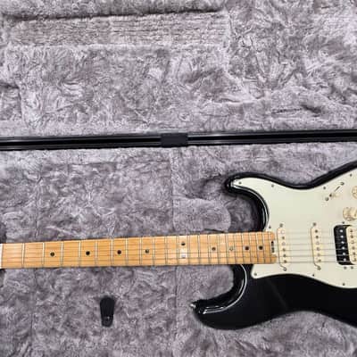 Fender American Elite Stratocaster HSS Shawbucker with Maple Fretboard 2016 - 2019 - Mystic Black image 2