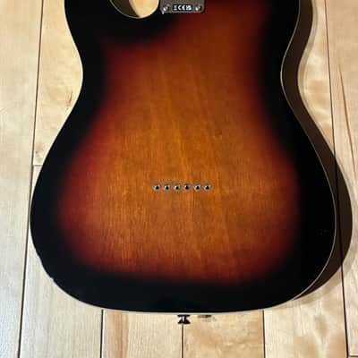 Squier Classic Vibe Custom Telecaster Body with pickups 2024 - 3-tone sunburst image 3