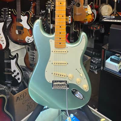Fender Pro II Stratocaster 2022 - Mystic Surf Green image 1