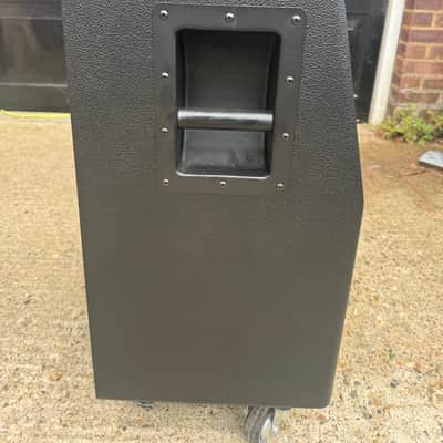 Friedman Vertical 212EXT 2x12'' Speaker Cab w/ Padded Cover image 4