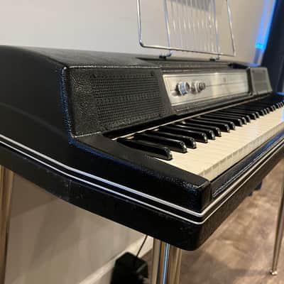 Wurlitzer 200A 64-Key Electric Piano 1974 - 1983 - Black image 6
