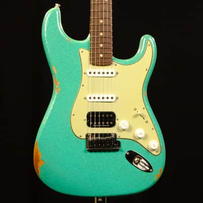 Fender Custom Shop Custom Deluxe Stratocaster - Seafoam Green Sparkle image 1