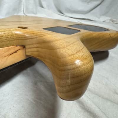 Roscoe Century Standard Plus 6L vi 6-string Bass image 23