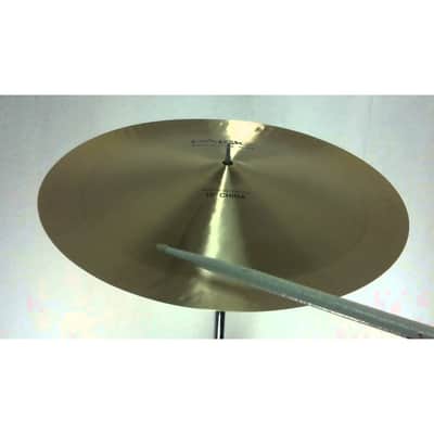 Paiste Formula 602 Modern Essentials China Cymbal 18" image 2