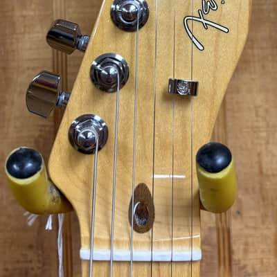 Fender American Professional II Telecaster with Maple Fretboard 2022 - Sienna Sunburst image 3