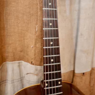 Gibson J-45 1967 - Cherry Sunburst image 4