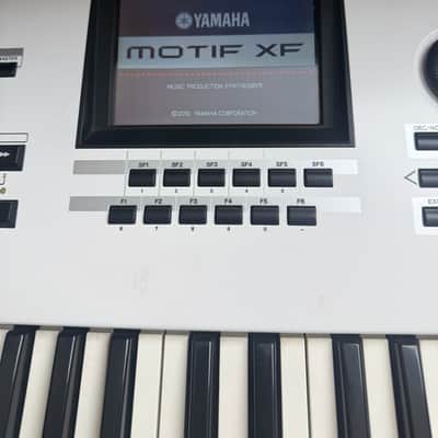 Yamaha Motif XF 6 Production Synthesizer White Used image 5