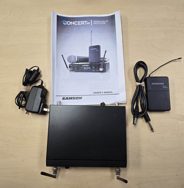 Samson Concert 99 Frequency-Agile UHF Wireless Guitar System - D Band (542–566 MHz) 2010s - Black image 1