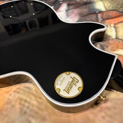 QUILT 👵! 2025 Gibson Custom Shop Les Paul Custom 7A Quilt Top M2M Made To Measure Northen Lights Ebony Fretboard Special Order Figured F Q 5A 7A 1960 V2 Neck Nordic Blue Blueberry Cobalt Trans Aqua Custombucker Pickups Gold Hardware Full Gloss image 14