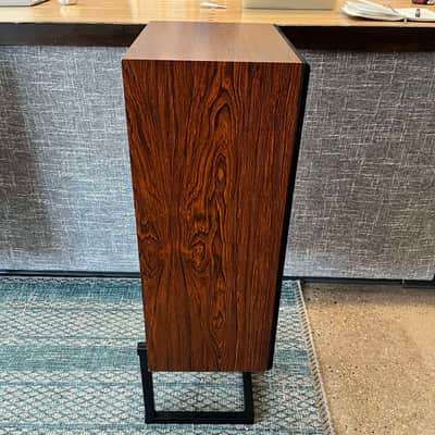 Polk Audio Monitor 10A Speakers w/ stands image 5