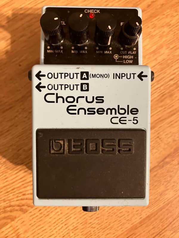 Boss CE-5 Chorus Ensemble (Blue or Pink Label) | Reverb