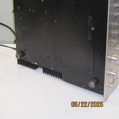 Early Marantz, 1970 Model 30 Stereo Amplifier - Sun Valley - "Patent Pending" image 16
