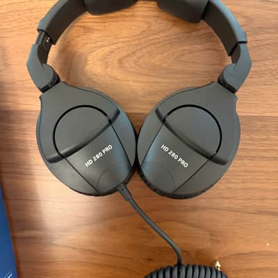 Sennheiser HD 280 Pro Over Ear Headphones V2 2010s - Black image 2