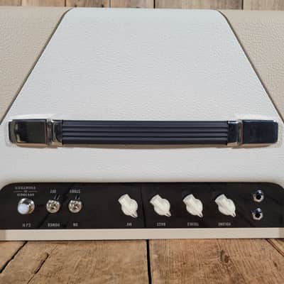 Divided by 13 CJ11 Combo 2025 Factory Upgrade Celestion Blue - Vintage Vanilla tolex with Cream V image 9