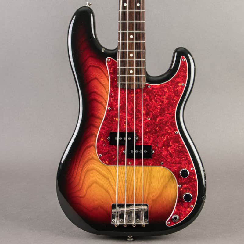 Squier P Bass 1983/84, Sunburst image 1