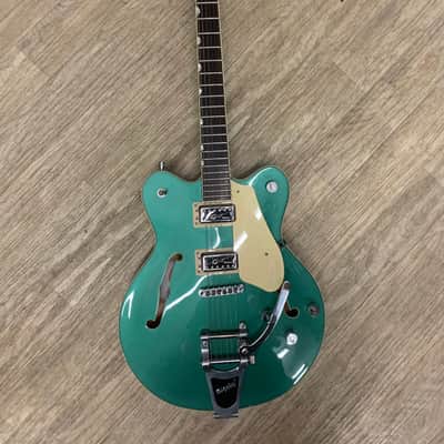 Gretsch G5622T Electromatic Center Block Double Cutaway with Bigsby, Laurel Fretboard 2019 - Present - Georgia Green image 1