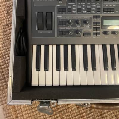 Access Virus TI2 Dark Star 37-Key Digital Synthesizer 2009 - 2023 - Black image 3