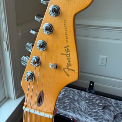 2026 Fender American Ultra II Stratocaster Maple - Avalanche White image 9