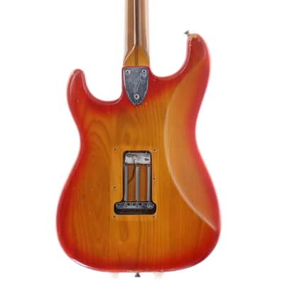 Fender USA 1981 Stratocaster Cherry Sunburst [S987245] (03/16) image 5