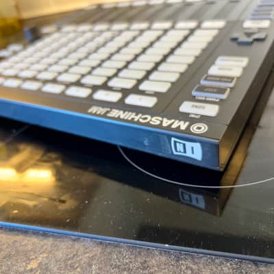 Native Instruments Maschine Mk3 + Maschine Jam + Stand + Deck Savers image 21