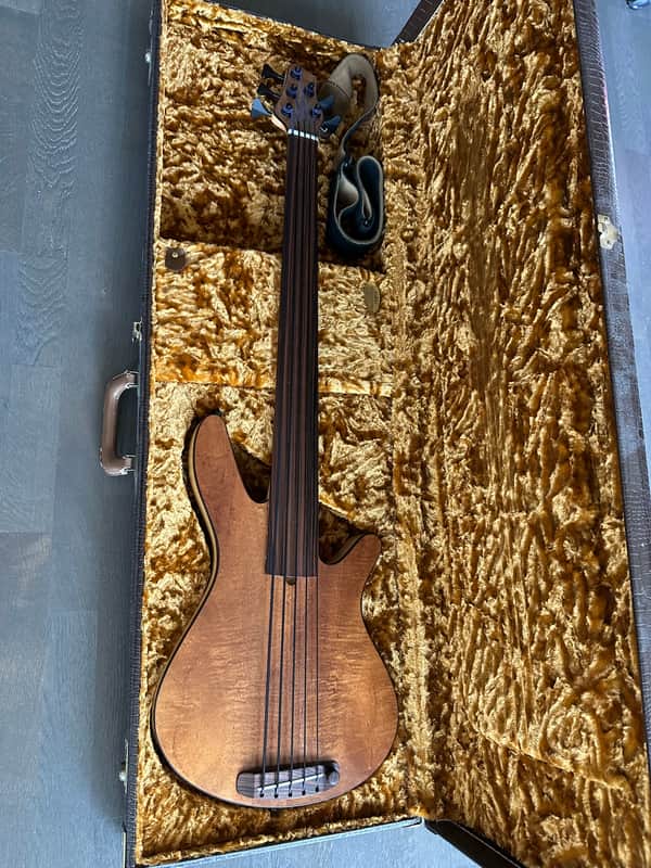 Rob Allen MB-2 5 strings Flamed Koa top image 1
