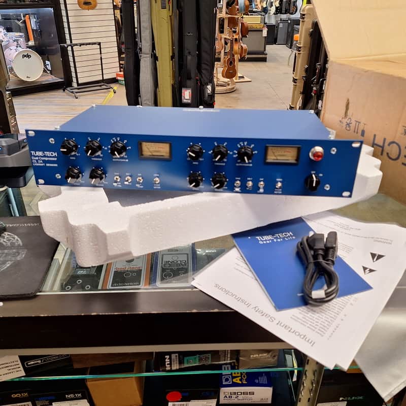 Tube-Tech CL 2A Dual Channel Dual Opto Compressor 2026- Blue image 1