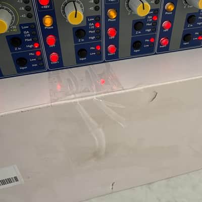 Focusrite ISA 828 MkII 8-Channel Mic Preamp 2020 - Present - Blue image 5