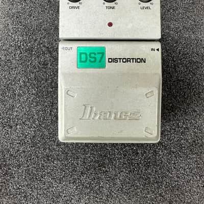 Ibanez DS7 Distortion 1999 - 2001 - Silver image 2