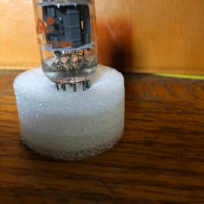Fender 7025 Low Noise 12AX7 Replacement Tube 98% NOS image 4