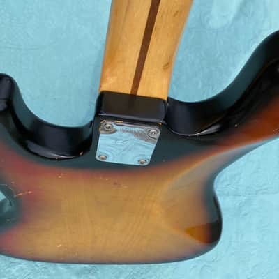 Fender Jazz Bass 1972 - Suburst - Maple Fingerboard with Black Blok image 11