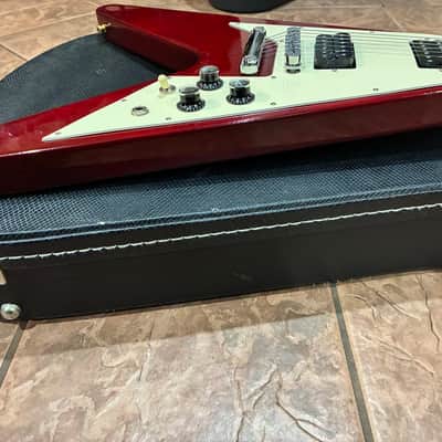 Gibson Flying V '68 Reissue 2005 - Heritage Cherry image 12