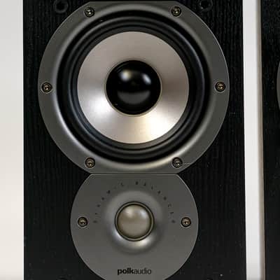 Polk Audio TSi100 Bookshelf Speakers – Clear, Dynamic Sound for Your Space image 3
