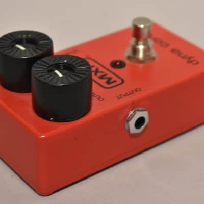 MXR M102 Dyna Comp Compressor Effect Pedal Red Block Logo Reissue image 3