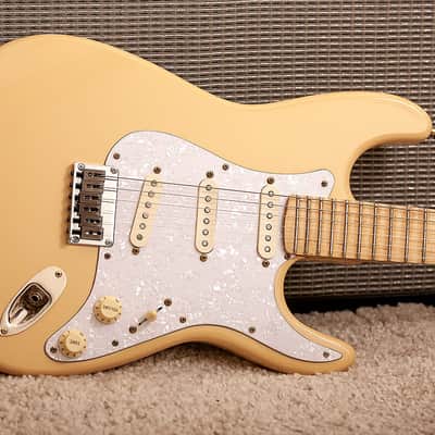 Malmsteen Inspired Stratocaster with Modern 12" Radius Scalloped Neck image 5