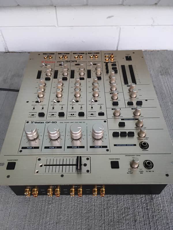 【廃盤名機】Vestax PMC-50A 通電OK ジャンク Vestax PMC 50a | Reverb UK