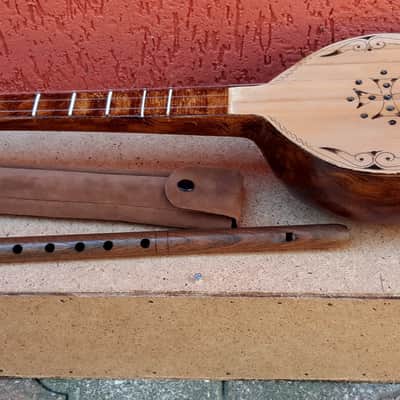 Georgian folk music instruments | Panduri and Salamuri | Folk music | Fanduri image 12