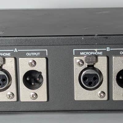 Shure PS1A Dual Microphone Phantom Power Supply image 3