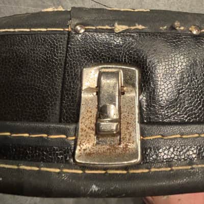 GUILD 60/70s case - Black faux leather image 8